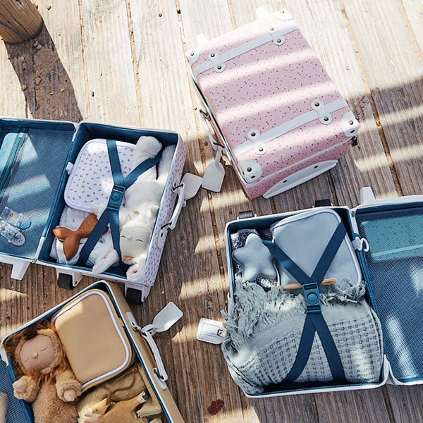 Blue kids travel toiletry bag. Functional wash bag for kids sleepovers, school camps, daycare and holidays.