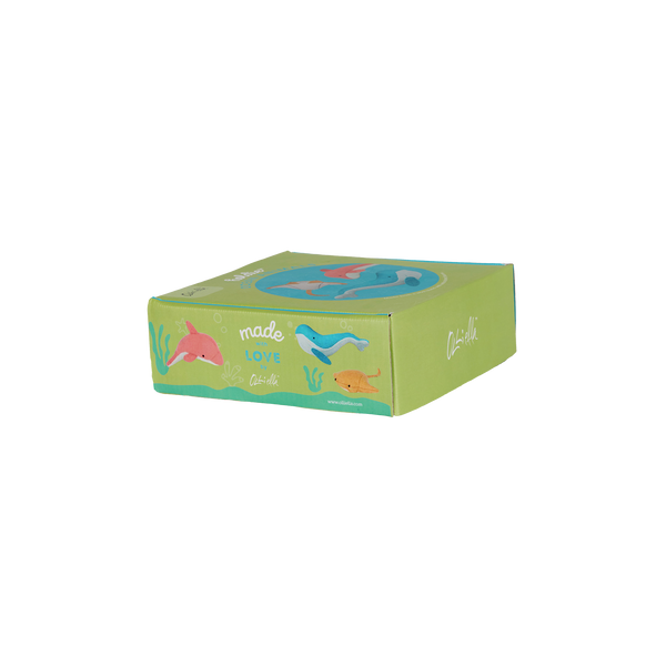 Palm-sized felted ocean animal toys. These 3 ocean animal toys make wonderful prompts for hours of imaginative play. Whale toy, Dolphin toy and Stingray toy.