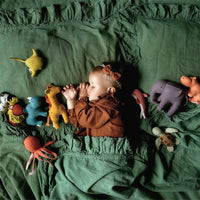 Palm-sized felted ocean animal toys. These 3 ocean animal toys make wonderful prompts for hours of imaginative play. Whale toy, Dolphin toy and Stingray toy.