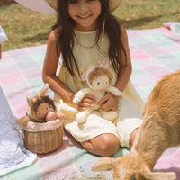 This adorable, huggable plush bunny toy is designed for comfort and endless adventures for your little one. Limited-edition, pocket-sized, and weighted in all the right snuggly places, Babbit Bunny is the perfect collectable plush toy for every adventure.