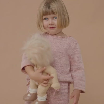 Dinkum Dolls - Petal video