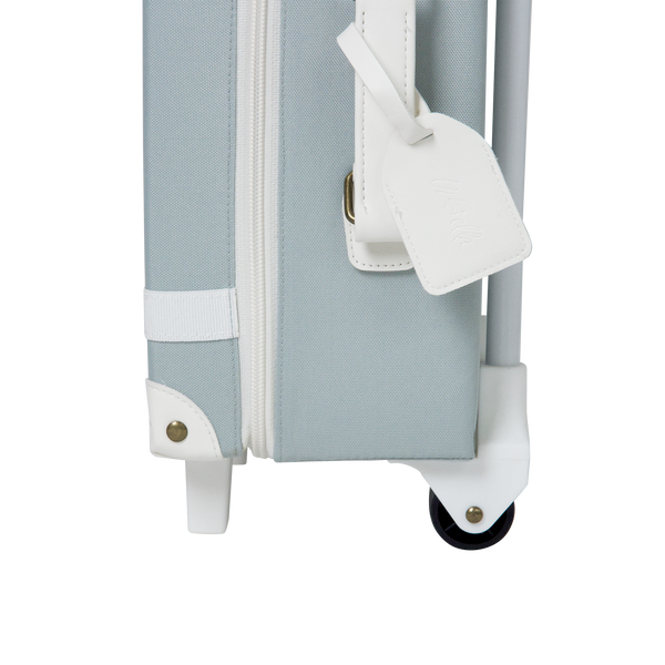 Kids travel suitcase in baby blue colour. The perfect kids suitcase for holidays with compartments for dolls and trinkets.