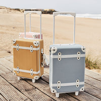 Kids travel suitcase in baby blue colour. The perfect kids suitcase for holidays with compartments for dolls and trinkets.